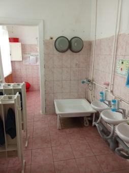 Санитарный узел в групповом помещении средняя группа